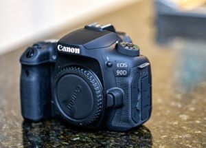 Read more about the article Is The Canon 90D Full-frame Or Not?